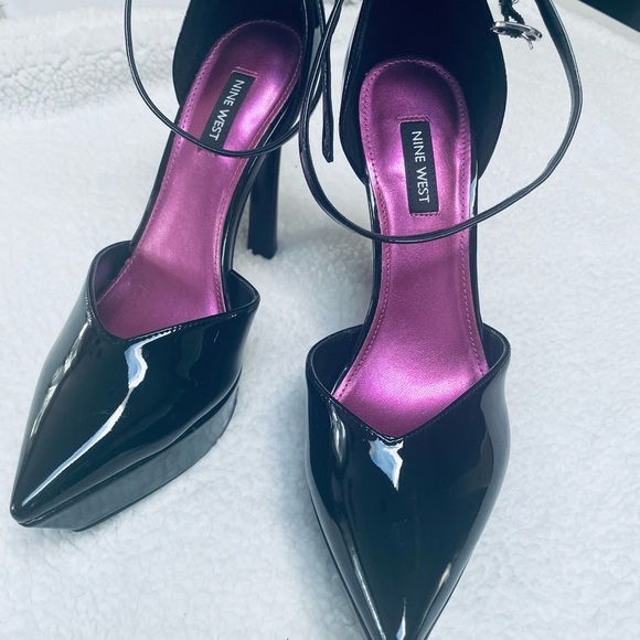 Bran New 🆕 Nine West Black Patent Platform heels 👠 - Picture 11 of 16